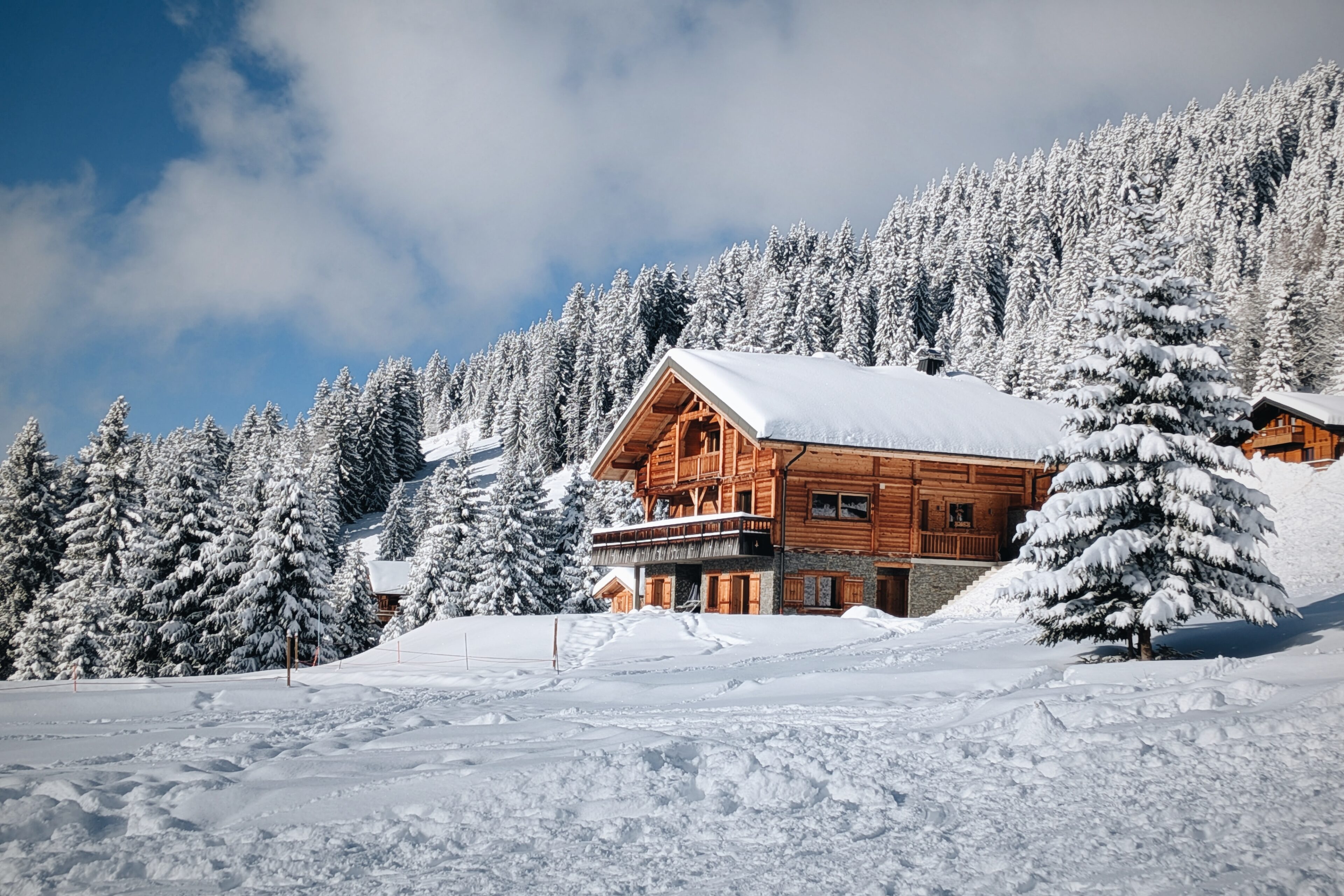 Visiter Annecy en hiver : que faire autour du lac et dans les Aravis ?